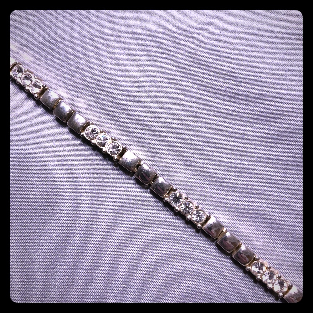 Rhinestone tennis bracelet - Picture 2 of 4
